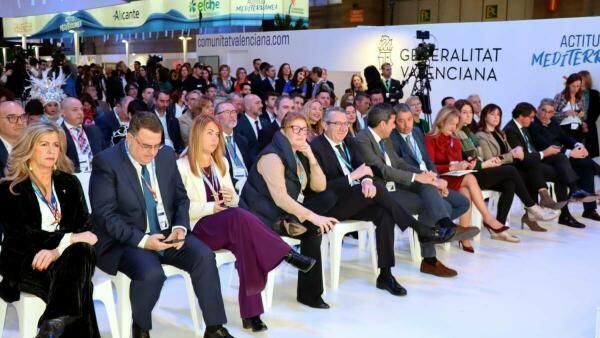 Benidorm acompaña al Patronato de Turismo Costa Blanca en la presentación de su estrategia para 2024 